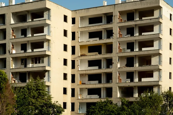 Izmir Turquía Junio 2021 Edificio Vacío Dañado Listo Para Deconstrucción — Foto de Stock