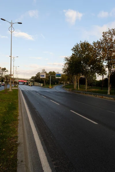 Istanbul Turkey October 2021 Empty Road Overpass City Istanbul Roads — Stockfoto