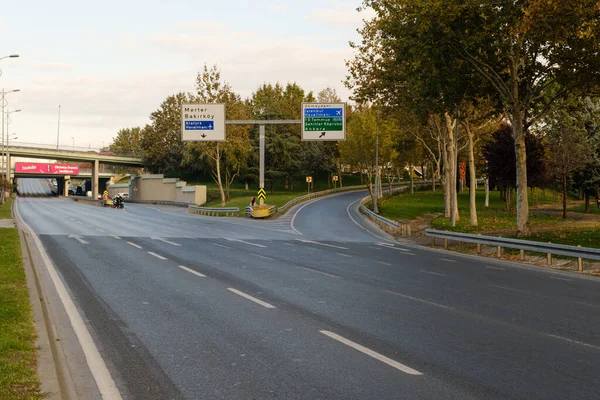 Istanbul Turkey October 2021 Empty Road Turnout Road Sign Istanbul — Stockfoto