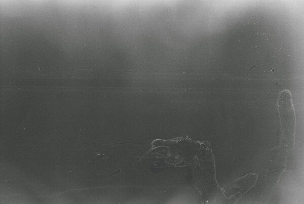 50 Решение Iso повредило текстуру черно-белой пленки 