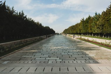 Ankara, Türkiye - 09 Kasım 2021: Anitkabir 'de aslanlar ve askerler nöbet tutuyor. Ankara 'da editör fotoğrafı.
