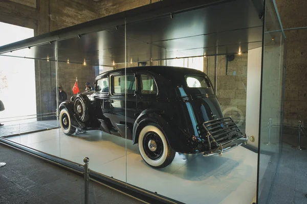 土耳其安卡拉 2021年11月9日 阿塔图尔克1935年的林肯模型汽车 安卡拉编辑 — 图库照片