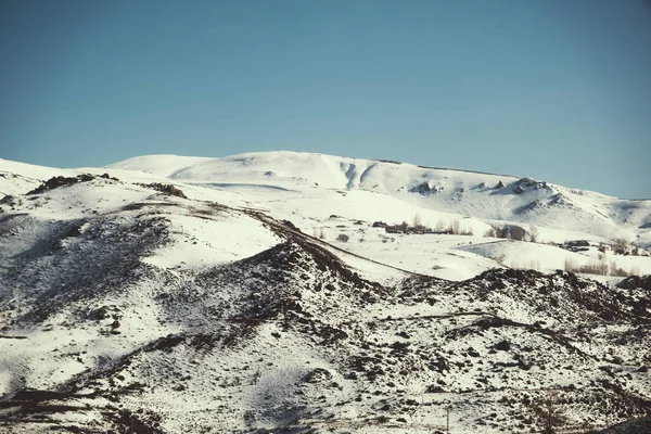 Paisaje Montañas Con Nieve Cielo Azul — Foto de Stock