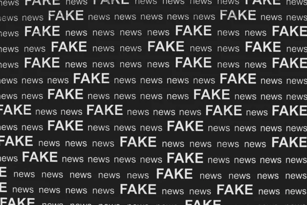 Testo Fake News Stampato Foglio Nero Carta Bianco Nero — Foto Stock