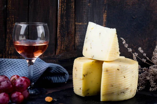 Homemade Cheese Head Lavander Old Dark Wooden Board Glass Wine — Stock Photo, Image
