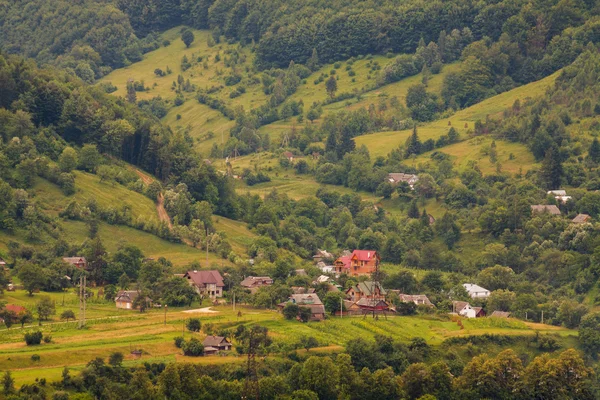 Górska wioska — Zdjęcie stockowe