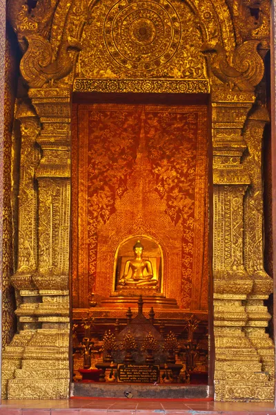 Obrazu Buddy w Sanktuarium — Zdjęcie stockowe