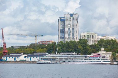 Moskova 'da modern konut kompleksleri ve ofis binaları inşa ediliyor.