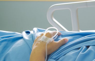 Hasta hastane yatağında.