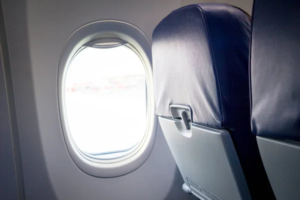 Πίσω Κάθισμα Αεροπλάνου Κοντά Στο Παράθυρο — Φωτογραφία Αρχείου