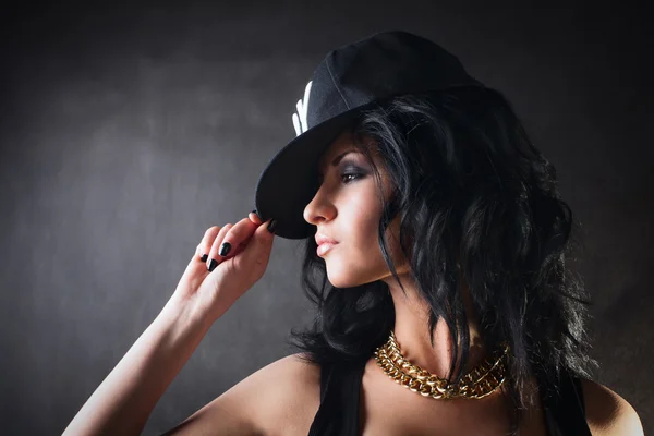 seksi esmer Cap. yağma kız. moda