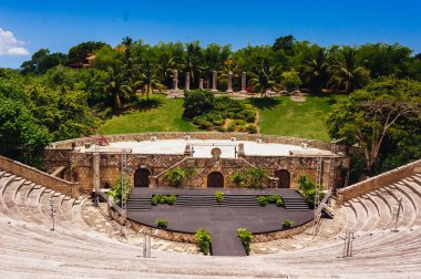antik köy altos de chavon, anfi tiyatro