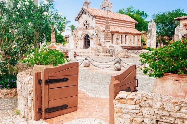 Iglesia de San Estanislao —  Fotos de Stock