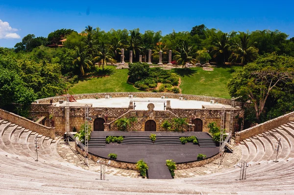 antik köy altos de chavon, anfi tiyatro