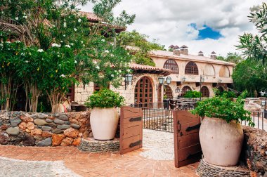antik köy altos de chavon
