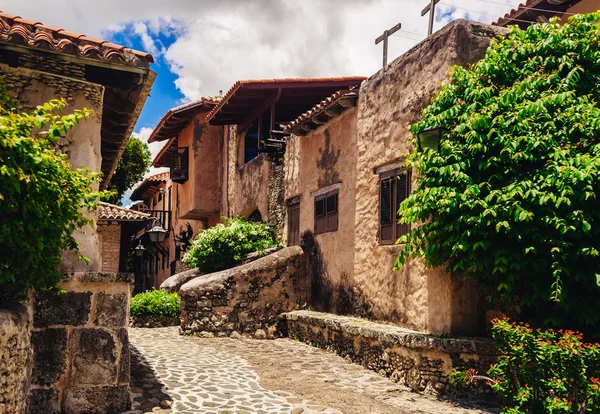 Ősi falu Altos de Chavon — Stock Fotó