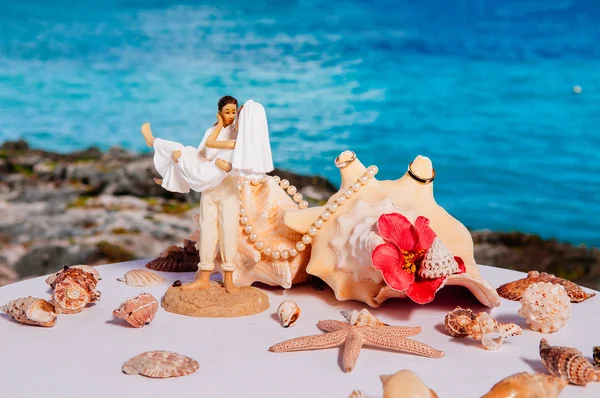 Figure of wedding newlywed couple — Stock Photo, Image