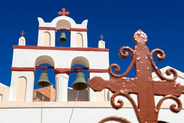 Igreja antiga em Santorini Island, Grecia — Fotografia de Stock