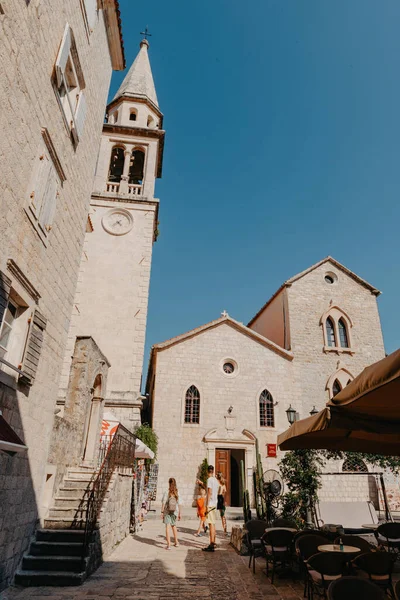 Ciudad Vieja Budva Montenegro Pintoresca Plaza Casco Antiguo Medieval Bien —  Fotos de Stock