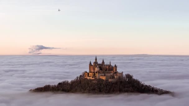 Hohenzollern Castle Foggy Clouds Sunset Timelapse — Stok Video