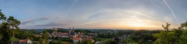 Franconian Colorful Morning Sunrise Panorama Goessweinstein — Fotografia de Stock