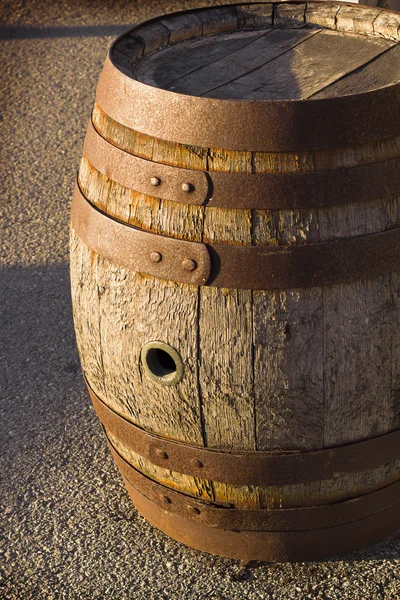 Old Wooden barrel — Stock Photo, Image