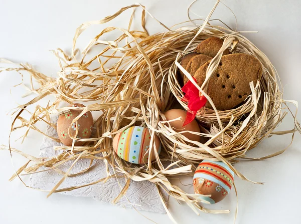 Coloridos huevos de Pascua —  Fotos de Stock