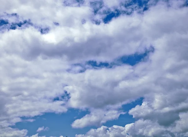 Ciel avec nuages — Photo
