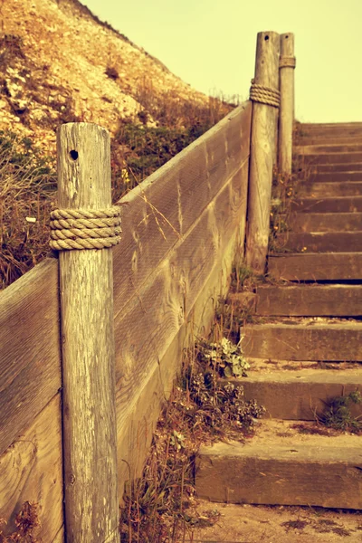 Escalera de madera en las montañas —  Fotos de Stock