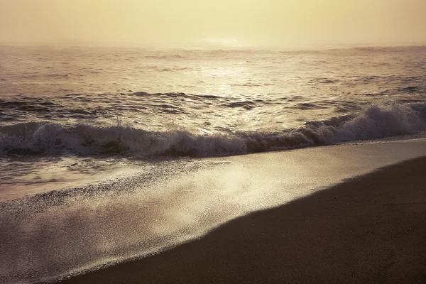 美しいビーチと熱帯の海 — ストック写真