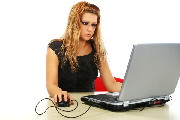 Dívka používající počítač — Stock fotografie