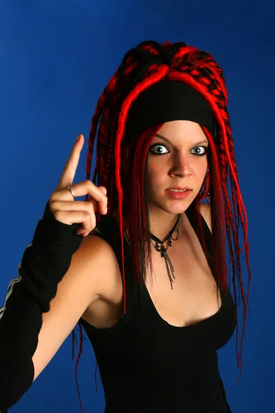 Dreadlocks rocker meisje — Stockfoto