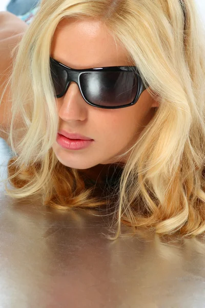 Girl with sunglasses — Stock Photo, Image
