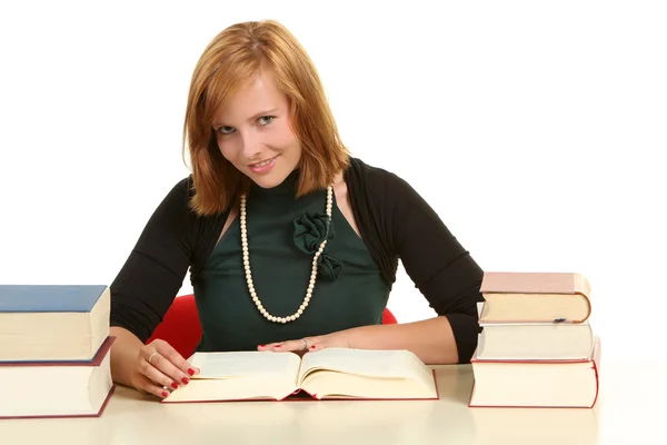 Blond meisje studeren — Stockfoto