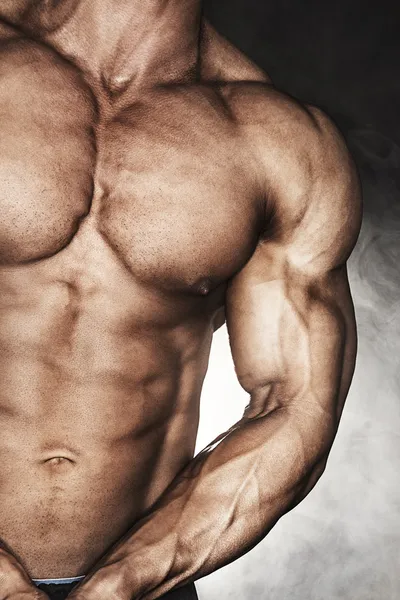 Muscular man — Stock Photo, Image