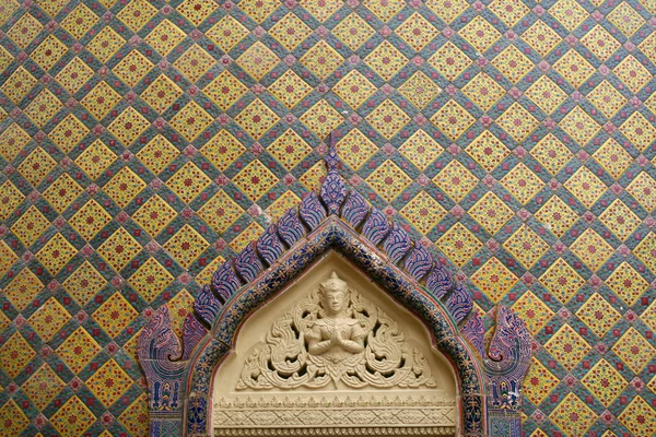 Muur van de tempel in bangkok — Stockfoto