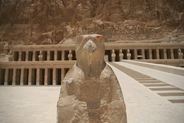 Hatshepsut temple — Stock Photo, Image