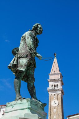 giuseppe tartini heykeli