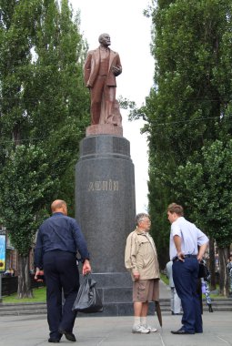 lenin için anıt