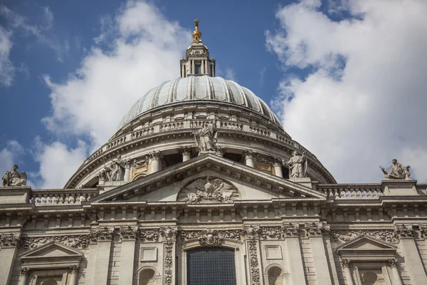 St Paul 's katedral — Stockfoto