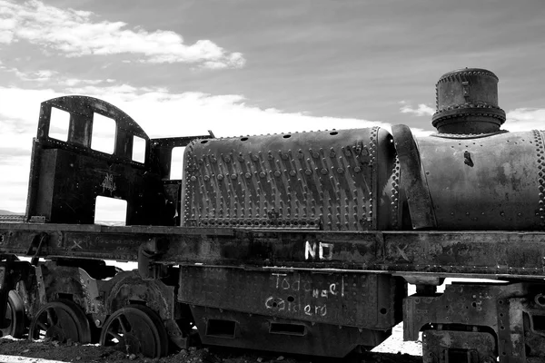 Старый ржавый поезд — стоковое фото