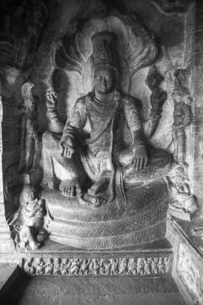 Cave temple at Badami — Stock Photo, Image