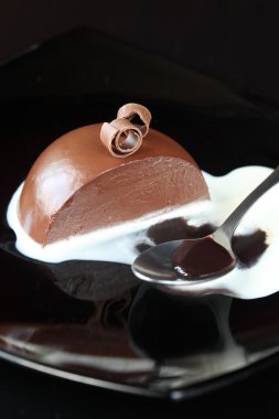 çikolata panna cotta