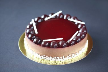 berry çikolatalı mousse kek