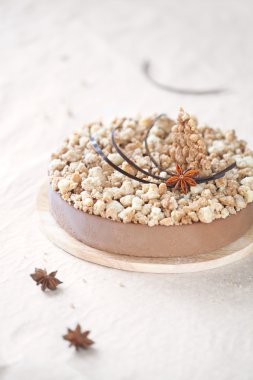 Çikolatalı mousse kek kek ve anasonu baharat