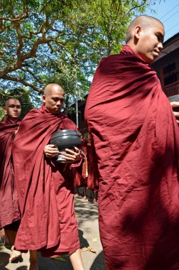 amarapura, myanmar, Budist acemiler.