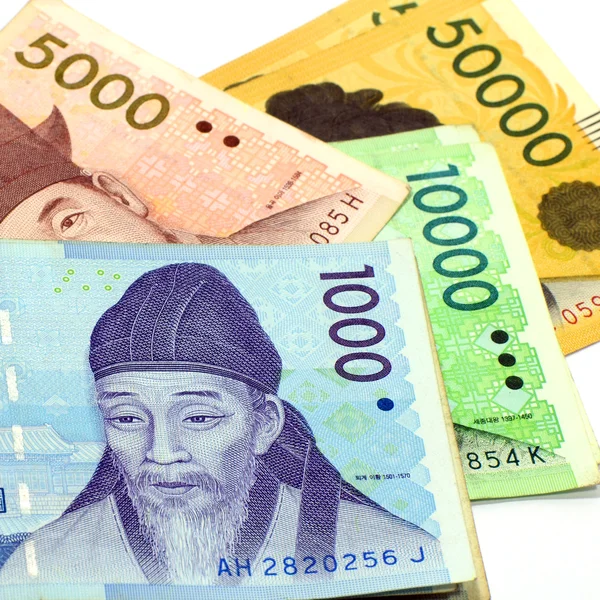 การใช้สกุลเงินวอนเกาหลีใต้ในมูลค่าที่แตกต่างกัน . — ภาพถ่ายสต็อก