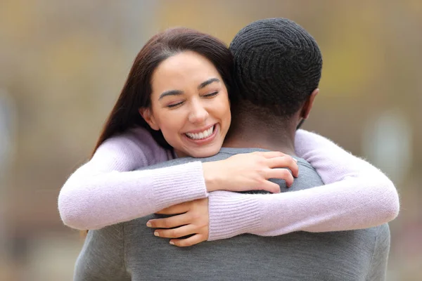 Front View Portrait Happy Caucasian Woman Hugging Man Black Skin — Stock Photo, Image