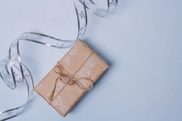 Emballage Boîte Cadeau Noël Papier Kraft Arc Corde Jute Ruban — Photo