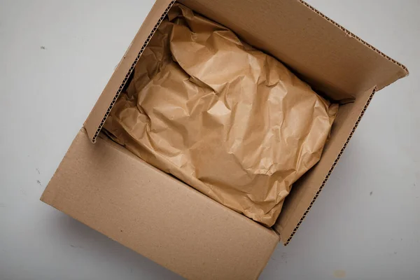 Naturpapierverpackung Karton Auf Weißem Hintergrund Umweltfreundlich Keine Verpackung Von Plastikprodukten — Stockfoto